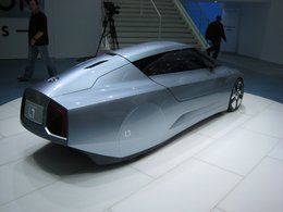 En direct du Salon de Francfort : le Concept de la Volkswagen L1 hybride