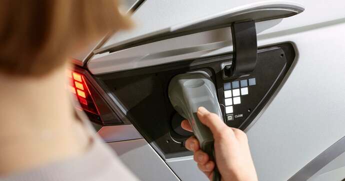 Malgré les progrès récents, le prix reste le premier frein à la mobilité électrique