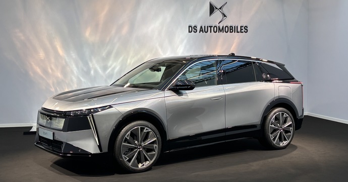 Avec la DS n°7, le constructeur français veut faire aussi bien qu'avec la DS7. Mission impossible ou non ?