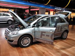 En direct du Salon de Francfort : la Mercedes-Benz classe B F-CELL à l'hydrogène