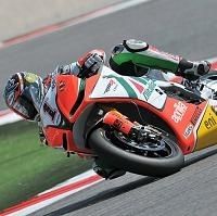 Superbike - Misano: Légère fracture de la cheville gauche pour Max Biaggi