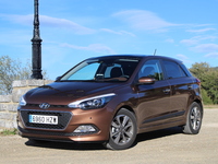 Essai vidéo - Hyundai i 20 : des moteurs, vite