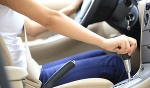 Les femmes moins dangereuses que les hommes au volant