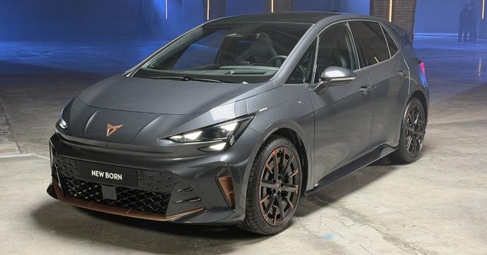 La Cupra Born restylée change peu, est-ce que c'est un problème ?