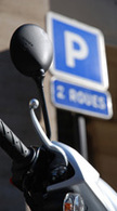 Stationnement à Paris : les deux-roues sont-ils privilégiés par rapport à l’auto ?