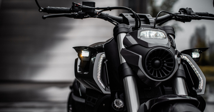 Le power cruiser chinois Benda LFC 700 muscle son jeu avec une version Pro disponible en France