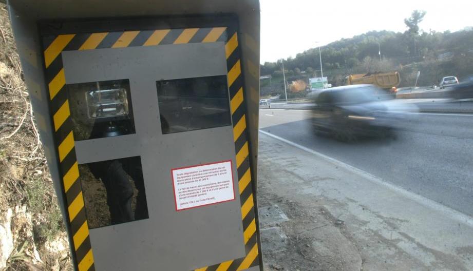 Radar Voiture Banalisée Arrêtée Flash Ou Pas