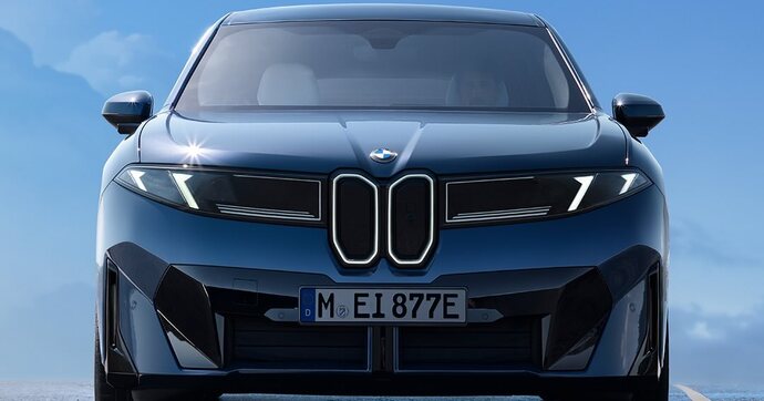 La marque BMW peut-elle taquiner Mercedes sur le plaisir de conduite avec un crossover électrique ?