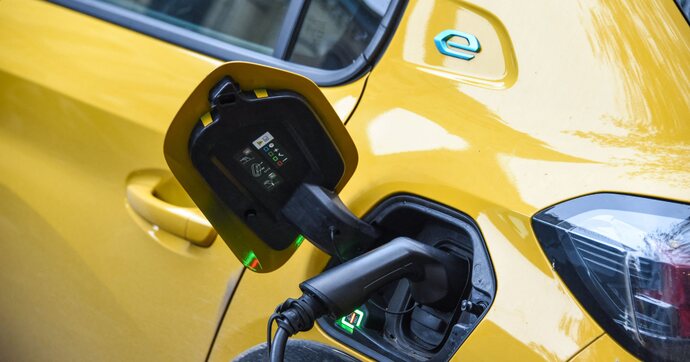 Dans un marché des flottes à la dérive, l’électrique nage à contre-courant