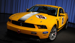 Echos des paddocks #13: Ford Mustang Boss 302R, Honda HSV-010 GT (en vidéo)
