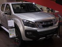Isuzu D-Max : nouveau moteur - Vidéo en direct du Mondial de Paris 2016