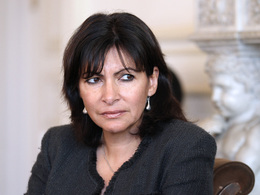 Anne Hidalgo : "je veux réduire la place du diesel à Paris"