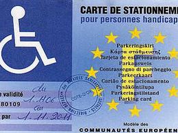 Stationnement: la gratuité pour les handicapés adoptée