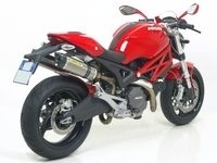 Arrow fait chanter la Ducati Monster 1100
