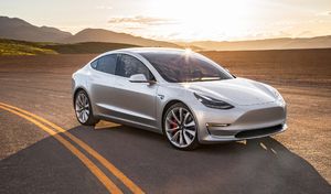 Tesla : des clients qui optent pour la Model S en attendant la Model 3