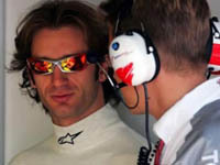 Trulli met en cause l'aérodynamique de sa monoplace