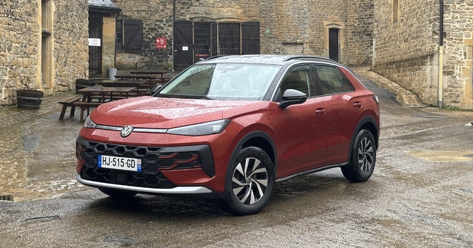 1 000 km au volant du nouveau Volkswagen T-Roc, le SUV qui vous a fait oublier la Golf ?
