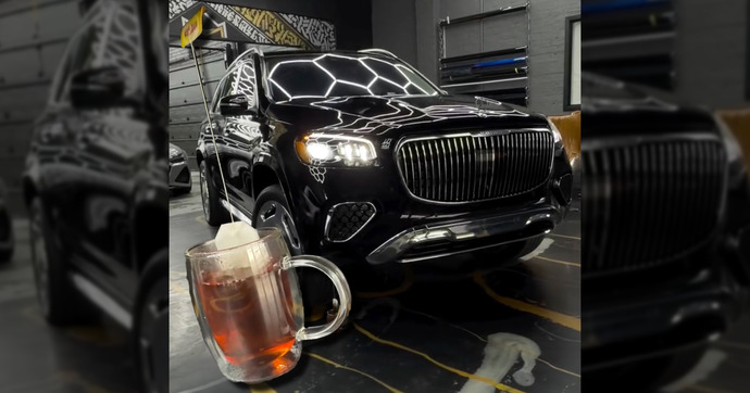 Faire du thé avec un SUV Maybach, c’est un peu cher mais ça fonctionne