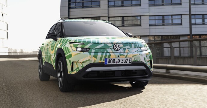 Prise en main du Volkswagen ID. Cross, le SUV urbain électrique qui fait déjà suer la Renault 4…