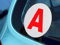Jeune permis et achat d'une occasion : guide des bons réflexes à l'attention des parents