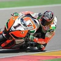 Superbike - Les vidéos d'Aragon: Carlos Checa redonne espoir à Biaggi et Melandri