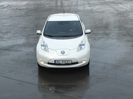 Toyota met le cap sur l'hydrogène, Nissan reste sur l'électrique
