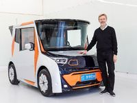 L'ancien designer de BMW Chris Bangle dévoile sa propre auto
