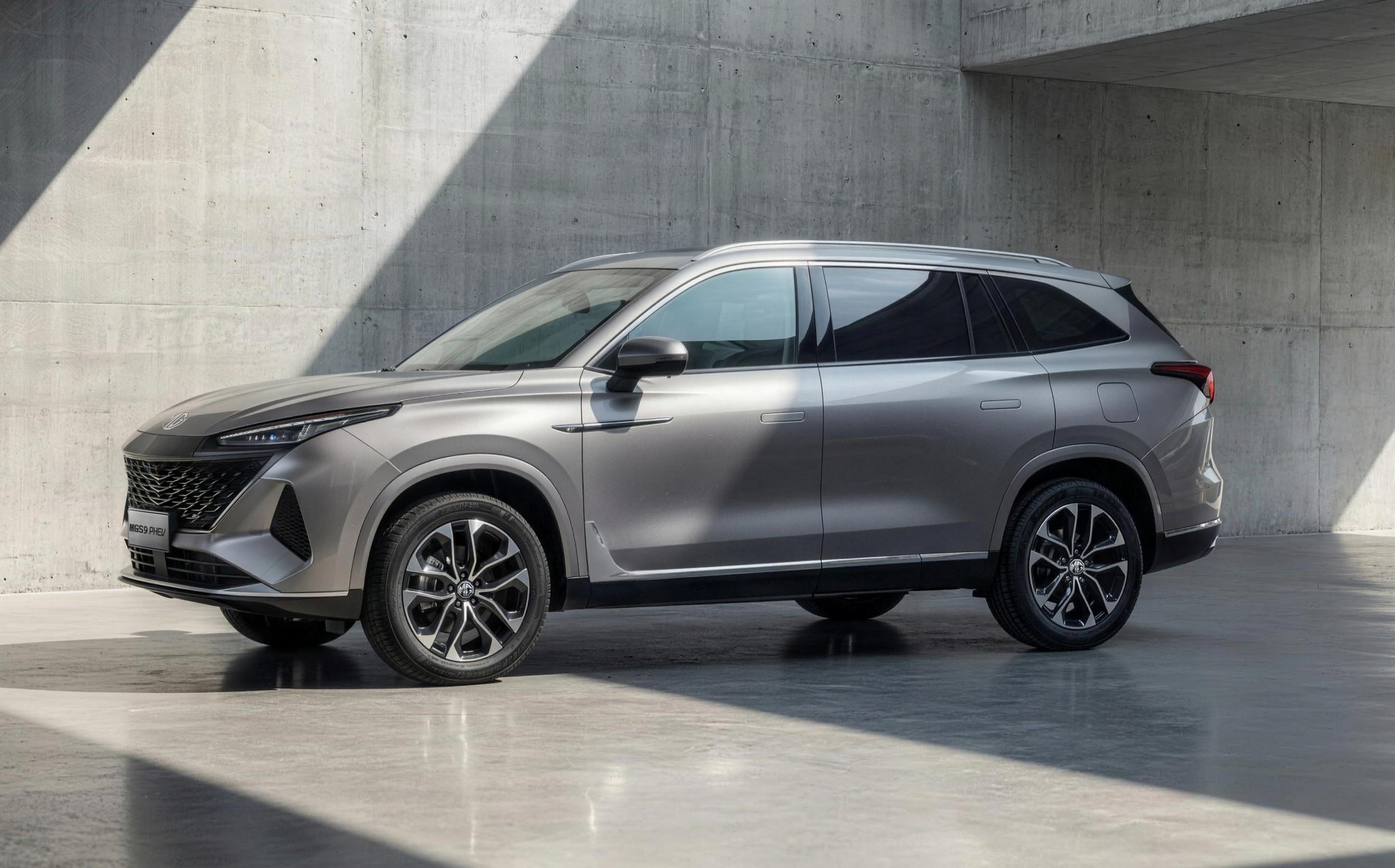 MG prsente cette fois un trs gros SUV hybride rechargeable la vocation low-cost MG prsente cette fois un trs gros SUV hybride rechargeable la vocation low-cost