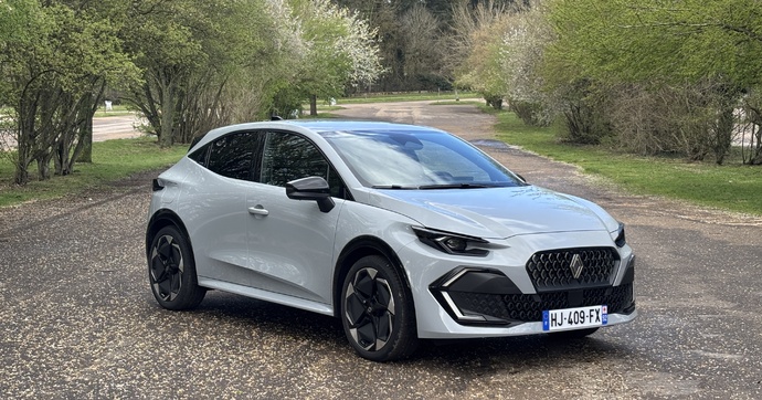 Renault Clio TCe 115 : le retour du thermique sans hybridation pour casser les prix