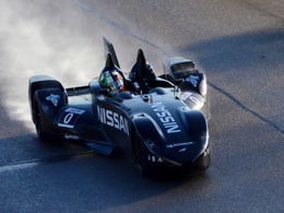 La Nissan DeltaWing définitive en vidéo