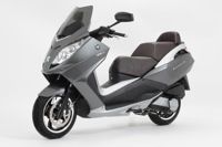 Nouveauté Scooter : Peugeot Satelis 125 cm3 Roland Garros