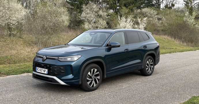 Le Volkswagen Tayron premier prix est-il suffisant pour transporter une grande famille ?