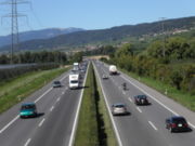Suisse : deux conducteurs à plus de 200 km/h sur l'A2, véhicules confisqués