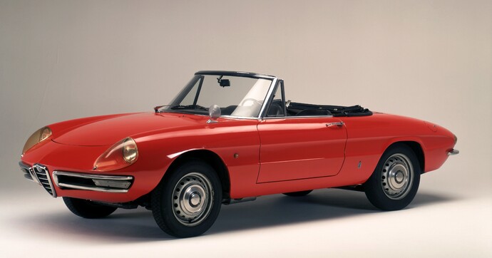 L'incroyable secret de l'Alfa Romeo Duetto : pourquoi tout le monde se trompe sur son nom depuis 60 ans ?