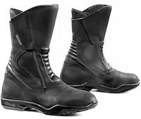 Botte Horizon: nouveau haut de gamme touring de chez Forma.