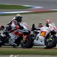 MotoGP - Pays Bas: Simoncelli demande pardon à Lorenzo qui veut lui retirer une licence que défend Rossi