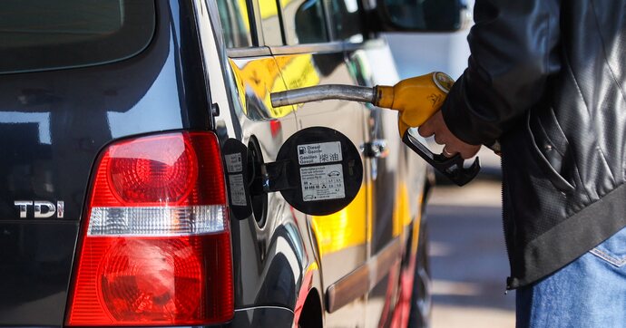 Impôts 2026 : le double coup de massue qui attend les 19 millions de conducteurs " diesel "