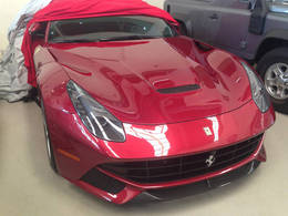 Un homme s'achète une F12 juste pour avoir une chance d'avoir une LaFerrari