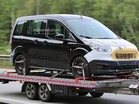 Scoop : le ludospace Ford Tourneo Courier restylé de sortie sur un plateau