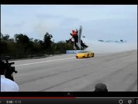 Stupéfiant : un avion poursuit une Lamborghini à 2m du sol