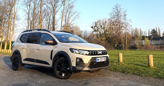 Nouveau Dacia Jogger Hybrid : plus d’agrément et une sobriété record !