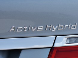 BMW et Toyota s'associent pour la recherche sur les batteries