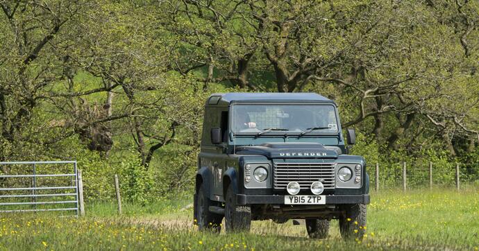 Land Rover : Quel modèle pour remplacer l’increvable serviteur de Sa Majesté prié de quitter l'armée après 75 ans de service  