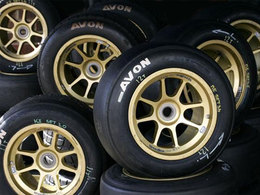 F1: Avon pour remplacer Bridgestone en 2011 ?