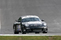 GT4/Brno: Bonne opération pour de Doncker