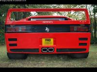Saucisse du vendredi : Ferrari F40 repliKa