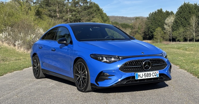 Le Mercedes CLA hybride va vous faire aimer l’électrique