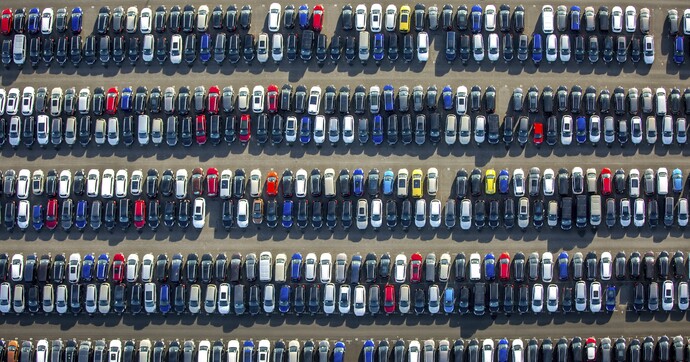 Un quart des entreprises françaises envisagent de rendre les clés de leurs voitures