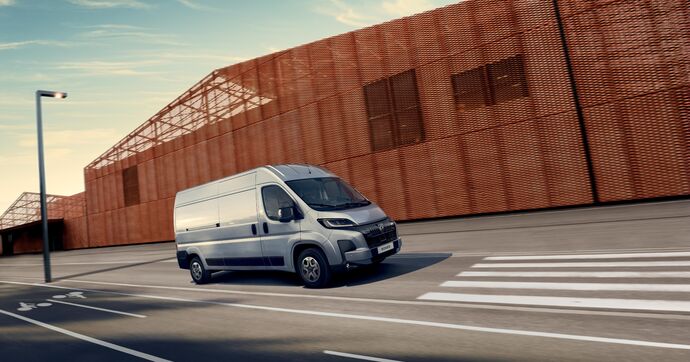 Peugeot Boxer, le grand fourgon taillé pour les métiers exigeants