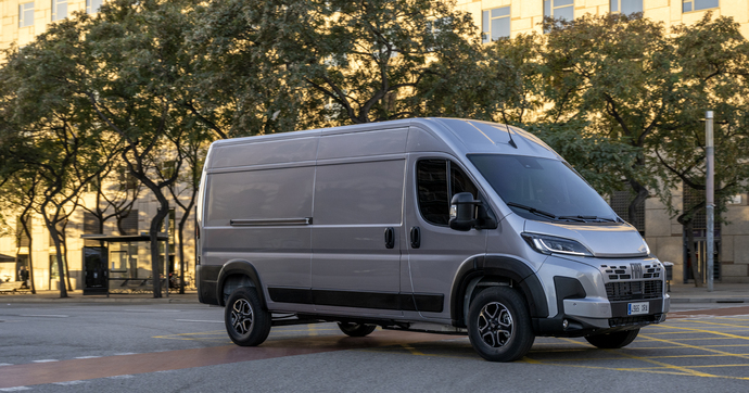 Fiat Ducato, le grand fourgon qui accompagne tous les métiers